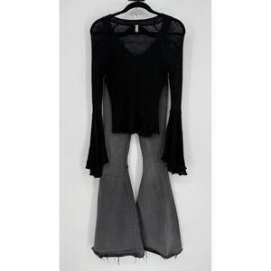 FREE PEOPLE WE THE FREE FLOAT ON FLARE PANTS WITH BLACK BELL SLEEVE TOP XS